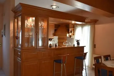 Kyveli House Apartment *
