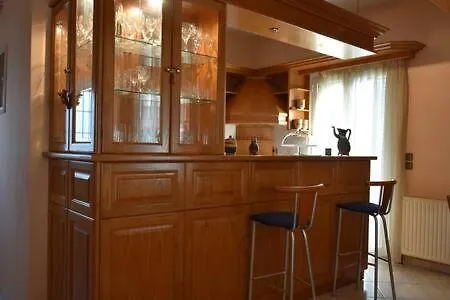 Kyveli House Apartament